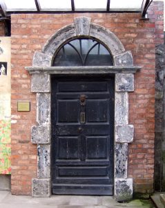 entrance_to_7_eccles_street_at_the_james_joyce_centre_dublin